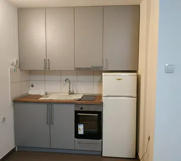 Garsonjera 25 kvadrata - Zagreb