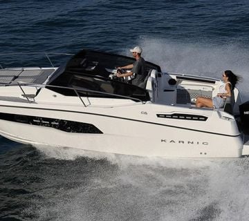 KARNIC 7,80 m (CS740-S) KABINA, MODEL 2025  - cover