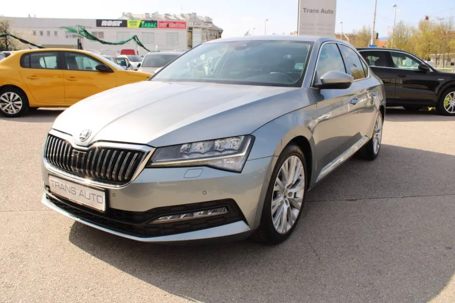 Škoda Superb 2.0 TDi DSG 4x4 200ks - cover