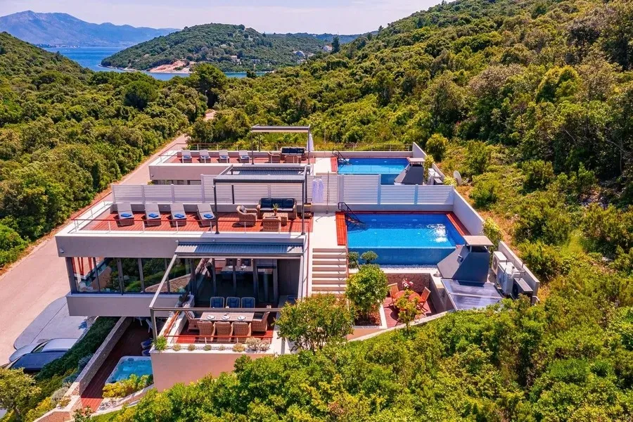 Vila na prodaju - Korčula - cover