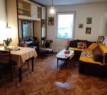 Karlovac, Banija, 55m2, 2 sobe, 1 kat + potkrovlje (prodaja) - cover