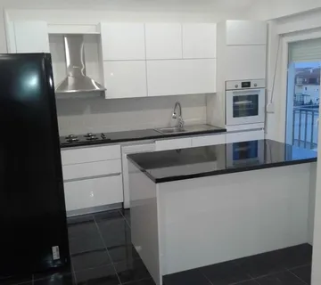 KUHINJA Visoki Sjaj iveral - cover