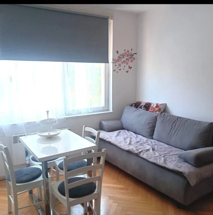 Stan: Karlovac, 26.00 m2 (iznajmljivanje) - cover