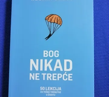 Regina Brett – Bog nikad ne trepće - cover