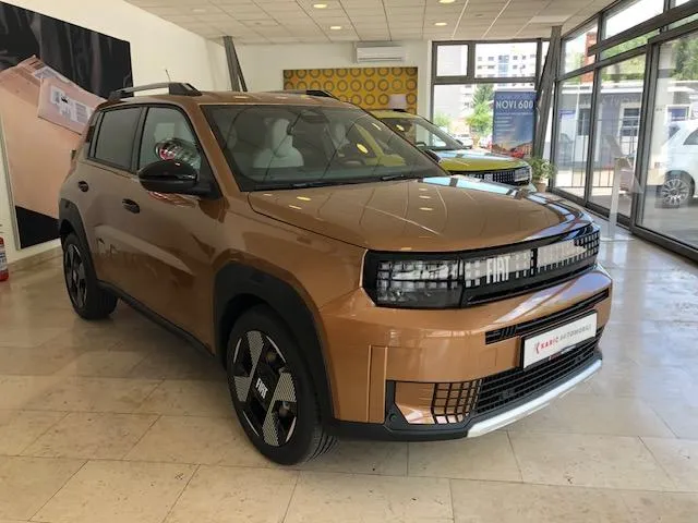 Fiat Grande Panda 1.2 LaPrima automatik - cover