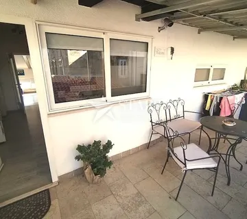 Rijeka, Trsat, stan 1s+db na 1. katu sa terasom - cover