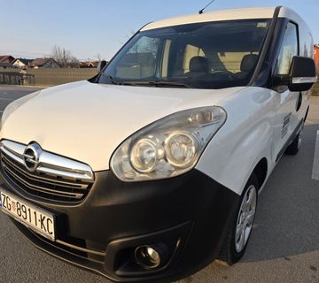 Opel Combo 1.3 cdti 66 kw,2016 god. Servisna knjizica,zamjena ,kartice - cover