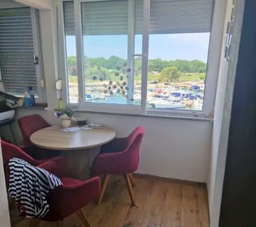 ČERVAR -STAN NA PRODAJI 1 RED DO MORA (prodaja) - cover