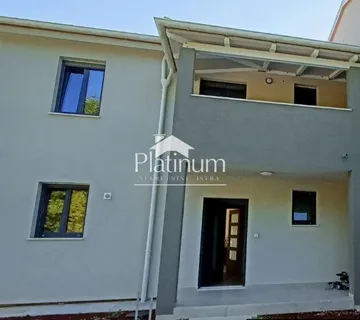 Istra. Medulin, lijepa kuća s bazenom na mirnom mjestu (prodaja) - cover