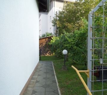 Kuća: Zagreb (Blato), 320.00 m2 (prodaja) - cover