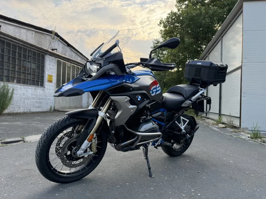 BMW R1200GS 1200 cm3 u PDV-u, 2018 god. - cover