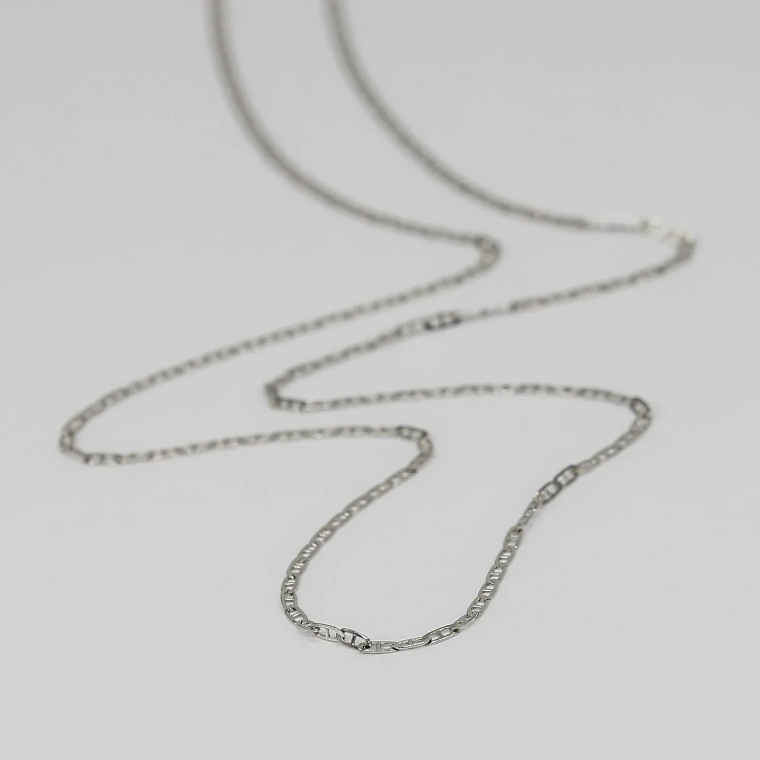 Srebrni lančić Leinlay - cover