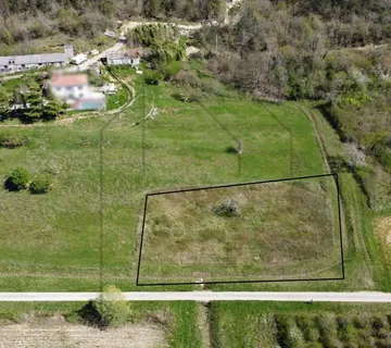 Građevinsko Zemljište 2618 m² okolica Pićna/Labina - cover