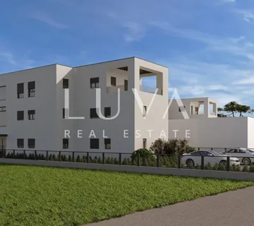 Poreč, Mali Maj, moderni stan na prvom katu, 91,28 m2 - cover