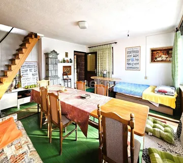 Vugrovec, samostojeća kuća, 236.98m2, okućnica 2746m2 (prodaja) - cover