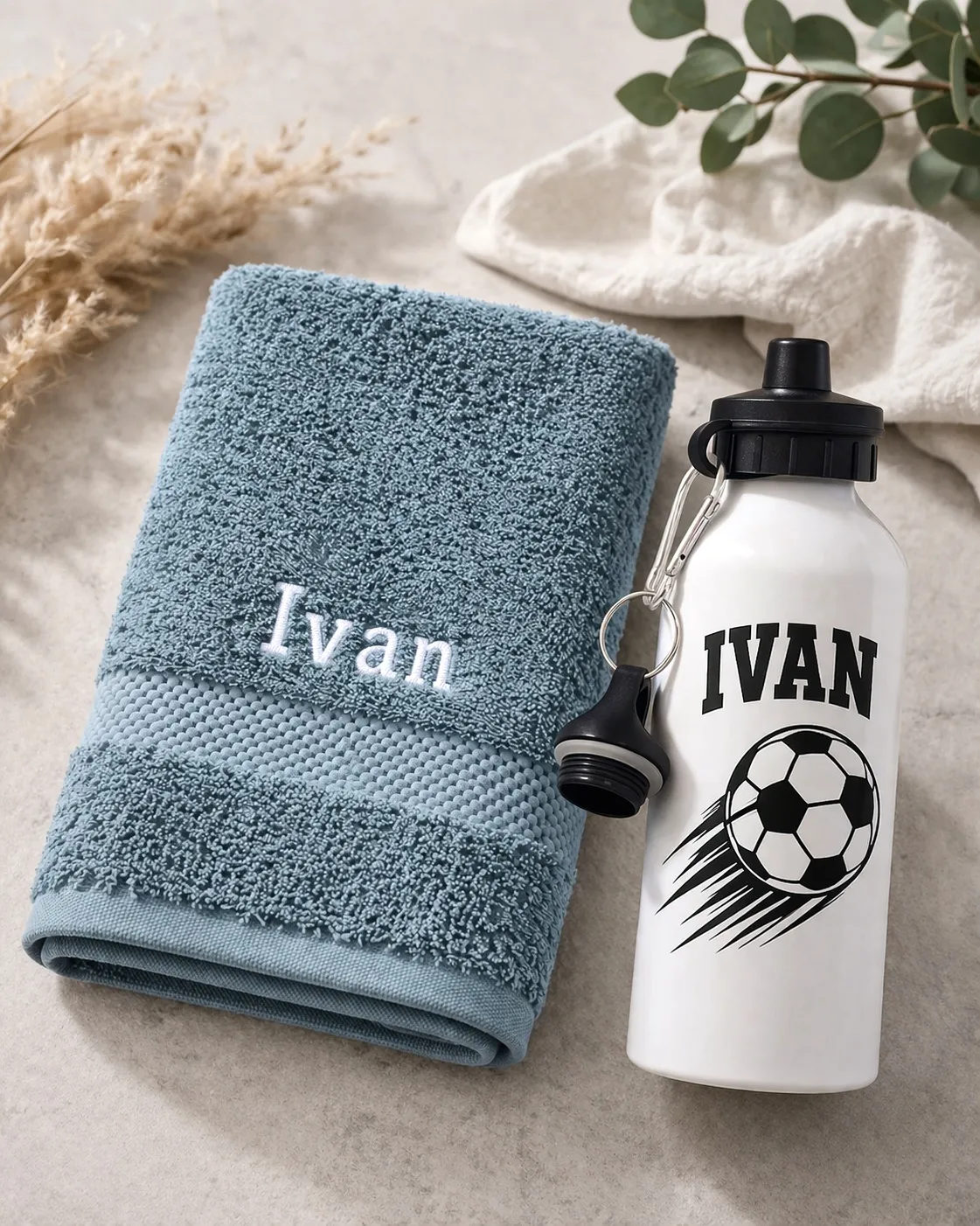 Komplet za trening – plavi ručnik i boca za vodu - cover