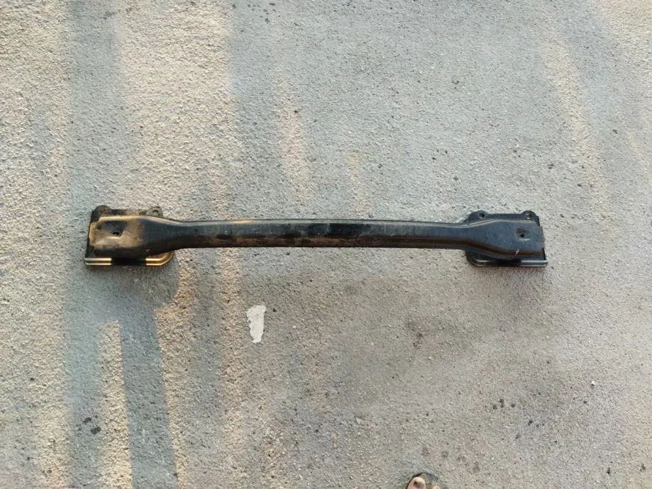 FORD FIESTA VII 2017 GREDA ZADNJEG BRANIKA - cover