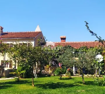 Istra, općina Marčana, lijepa rustikalna kuća s velikom okućnicom - cover