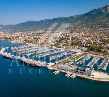 RIJETKOST - Kaštel Gomilica,zemljište 1 red do mora do Marine Kaštela - cover