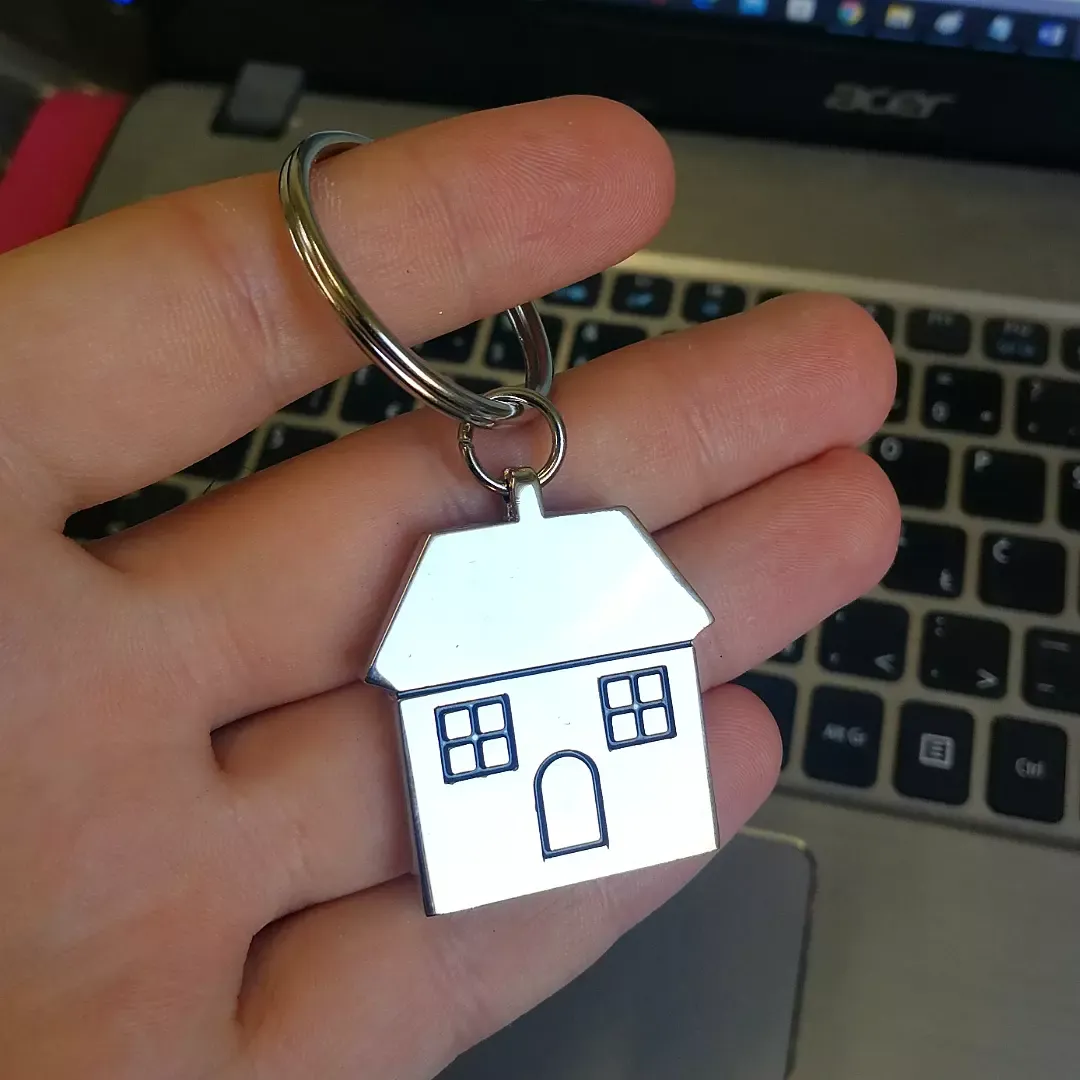 Privjesak “KUĆA 3” - cover