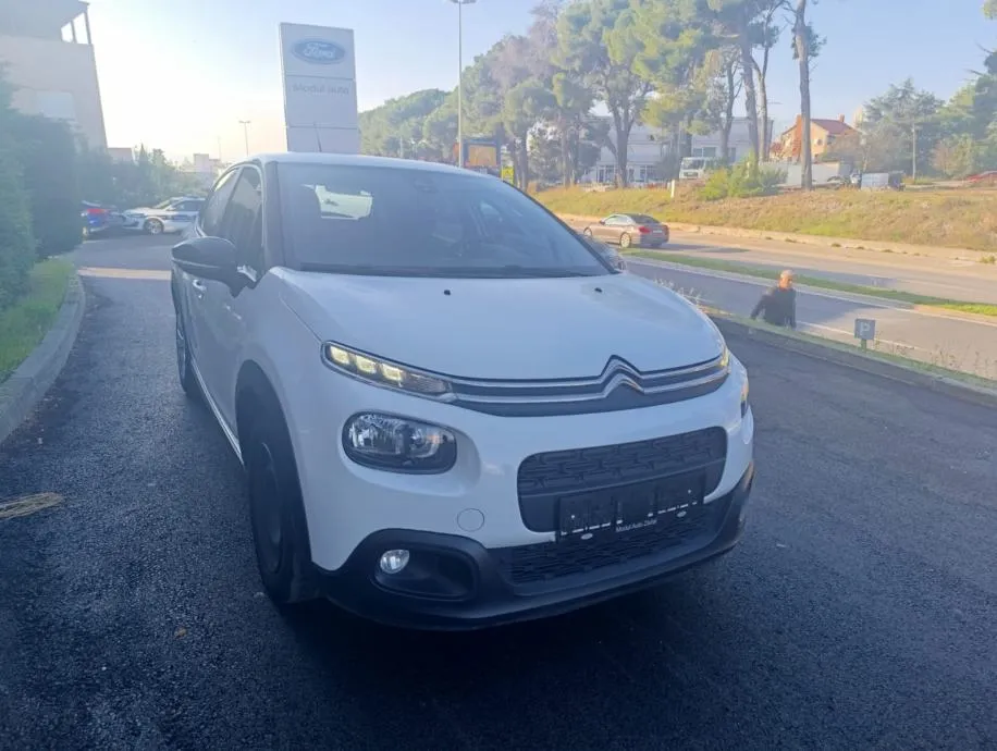 Citroën C3 1,2 - cover