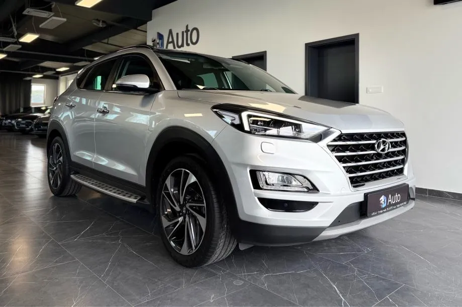 Hyundai Tucson 1,6 CRDi•Ultimate,Pano,Kam.360,Hl.sjedala,Full led• - cover