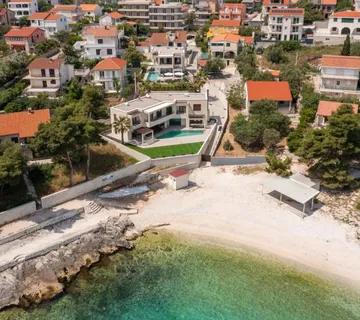 Kuća: Okrug Gornji, 280.00 m2 (prodaja) - cover