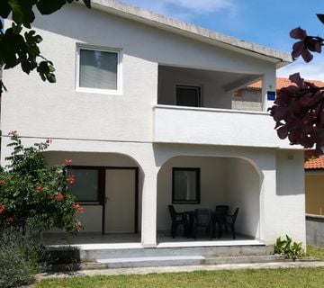 SABUNIKE apartman za najam Zelena ulica 7 - cover
