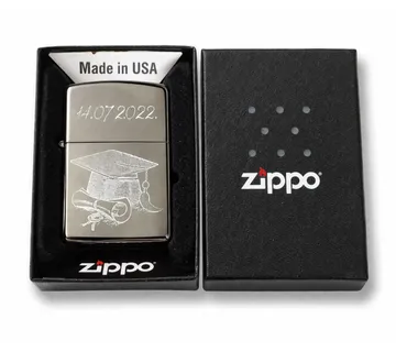 Personalizirani Zippo upaljač za diplomu - cover