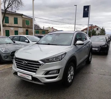 Hyundai Tucson 1,6 CRDi - Hybrid - 120.000km - KAMERA - NAVI - REG ! - cover
