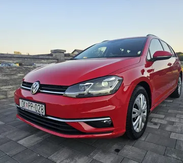 VW Golf 7 Variant 1,5 TSI - cover