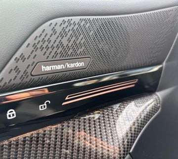 BMW serija 5 520d xDrive M Sport - cover
