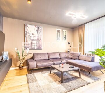 Zagreb, Gospodska, luksuzan četverosoban stan 96,37 m2 s garažom - cover