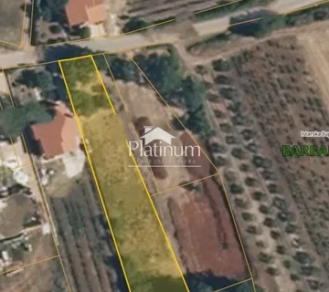 BARBAN, PREKRASNO GRAĐEVINSKO ZEMLJIŠTE 1300m2 HITNO - cover