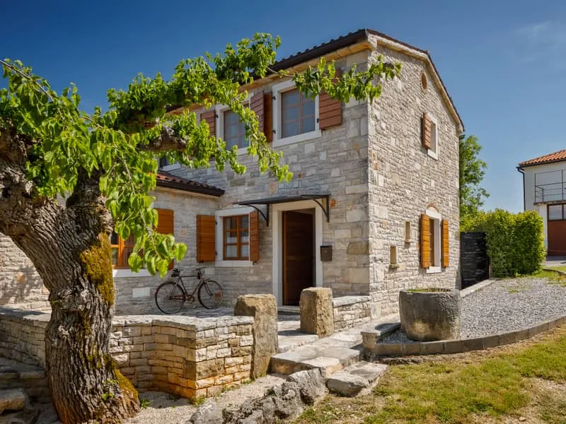 Villa Nona Lucia - cover