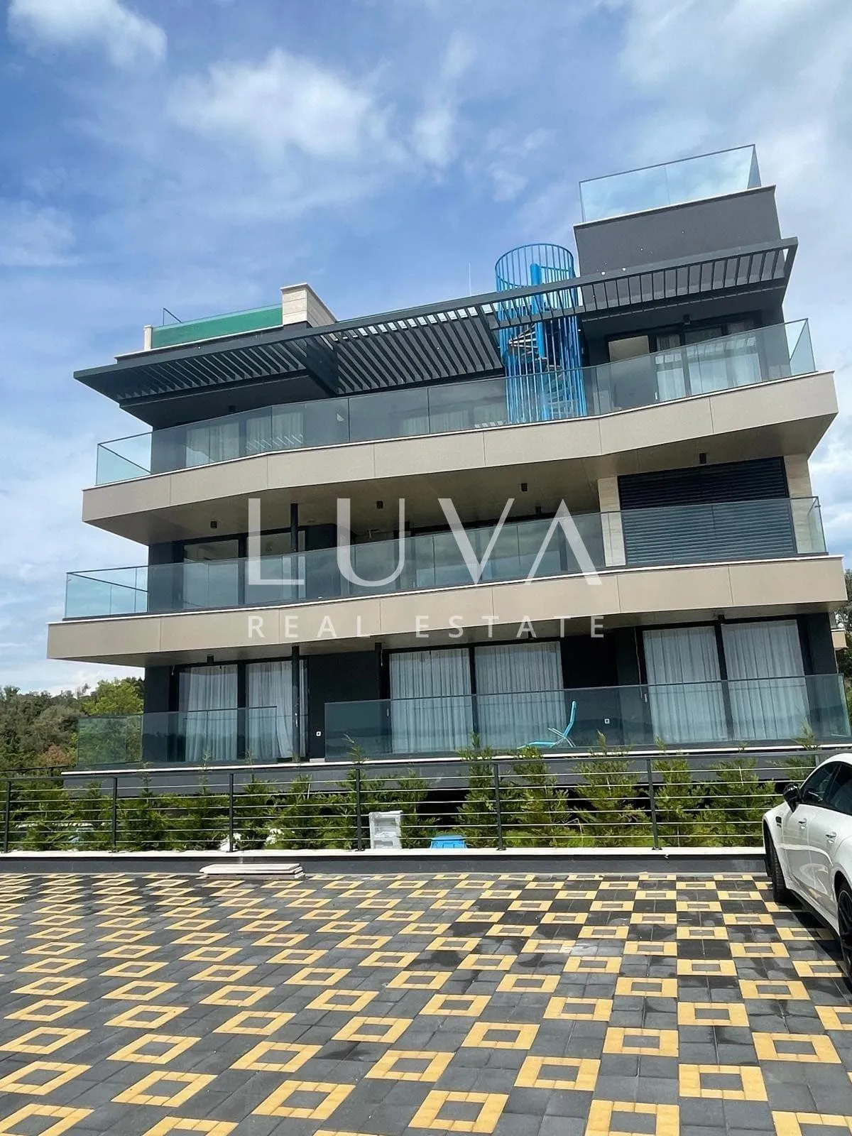 Zadar, Kožino, prodaja, luksuzni penthouse s bazenom uz more - cover