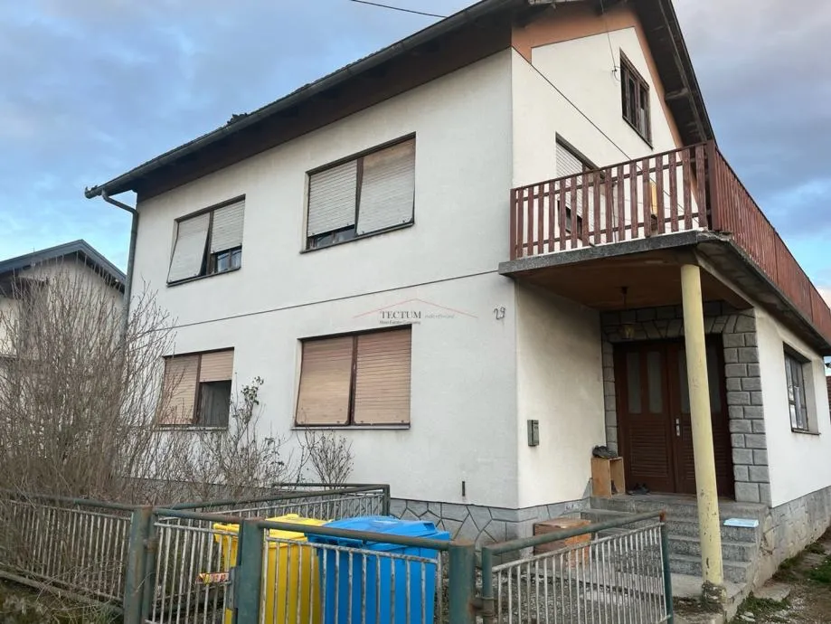 LUKAVEC, KUĆA NA DVIJE ETAŽE (SA DVA STANA) NA PARCELI OD 3750M2, POTR - cover