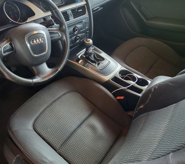 Audi A5 coupe  - cover