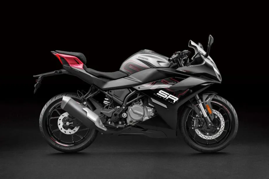 CFMOTO 300SR, NOVO, DOSTUPNO VIŠE BOJA, 2024 god. - cover