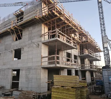 NOVO!! Stan I na 2. katu - cover