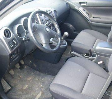 Toyota Matrix XRS za dijelove - cover