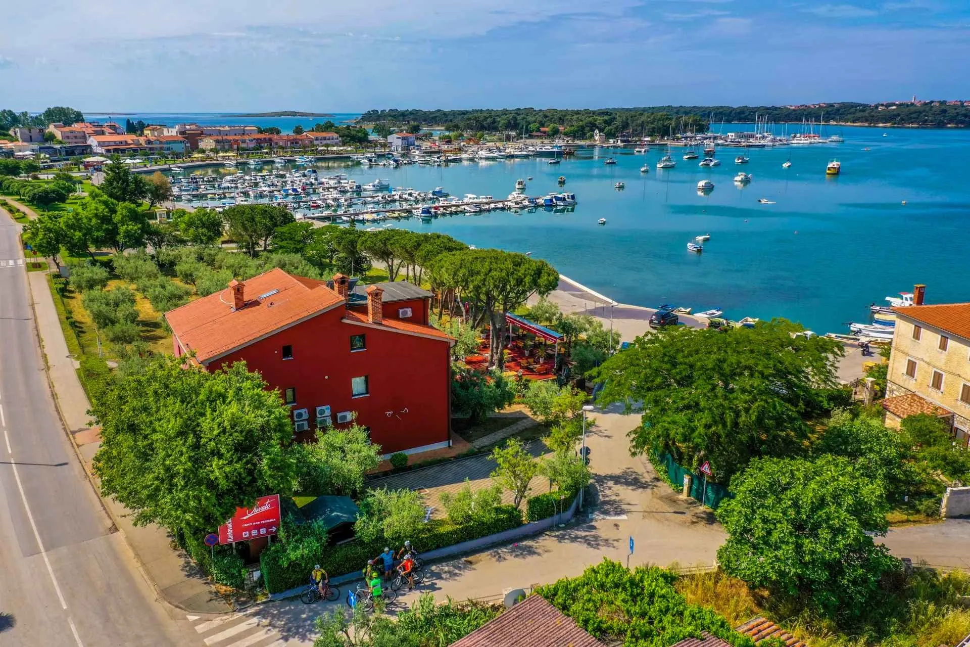 Apartmani Oliveto - cover