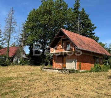 JASTREBARSKO-DESINEC - građevinsko zemljište, 3 parcele, 2.165 m2 - cover