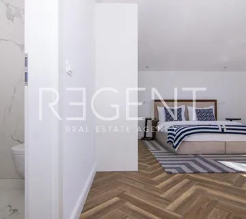 Trogir - Moderan, peterosobni penthouse s terasom i pogledom na more - cover