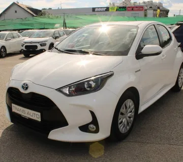 Toyot Yaris 1.5 Hybrid AUTOMATIK *KAMERA* - cover