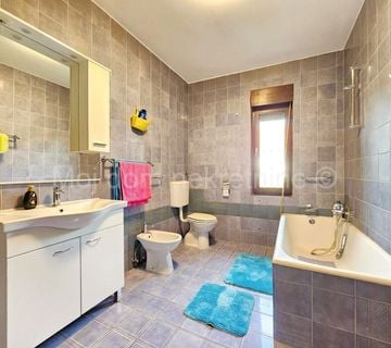 Fraterščica, zgrada NKP 339.02m2 na parceli od 514.8m2 - cover
