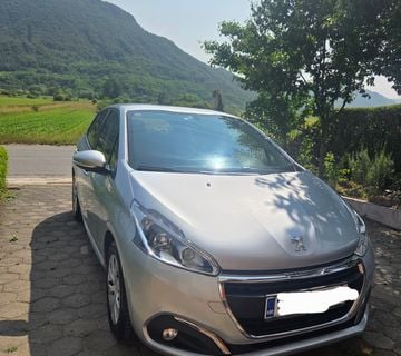 Prodajem Peugeot 208 1,6 Blue HDI - Active - cover