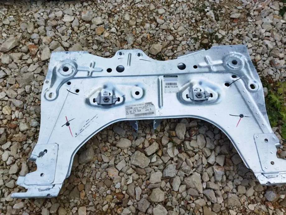 RENAULT CLIO 4 CAPTUR 2018 PREDNJI MOST - cover