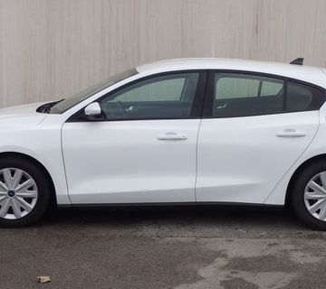 Ford Focus 1.5 Ecoblue, 12.900,01 €  - cover