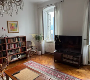 Centar/Rijeka, 3 S KL, 1.red do mora (prodaja) - cover